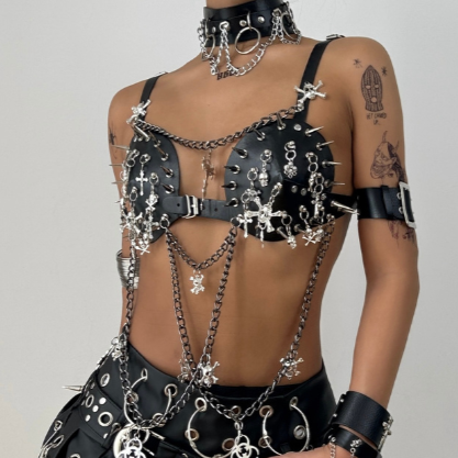 Metal chain rivet skull applique buckle cami top