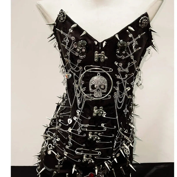 V neck skull applique rivet metal chain top