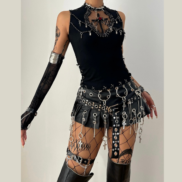 Crewneck beaded flower applique mesh top