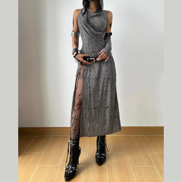 Sleeveless gloves hoodie textured high slit ruched midi dress