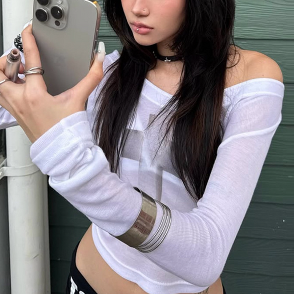 Long sleeve cross pattern crop top