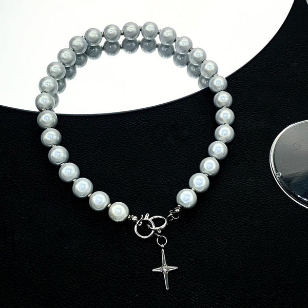 Cross pendant faux pearl choker necklace