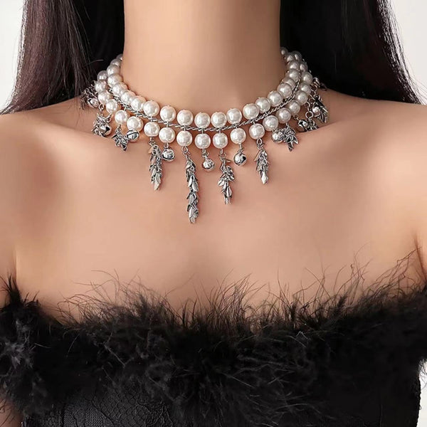 Glitter pendant faux pearl layered choker necklace