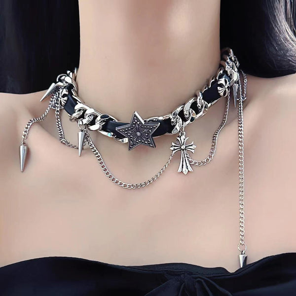 Star decor metal chain layered choker necklace