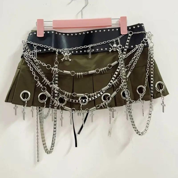 Pleated hollow out cross applique mini skirt