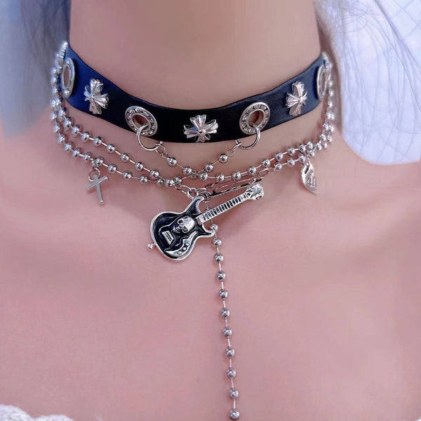 Guitar pendant faux pearl choker necklace