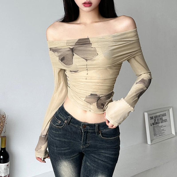 Butterfly pattern contrast off shoulder long sleeve crop top