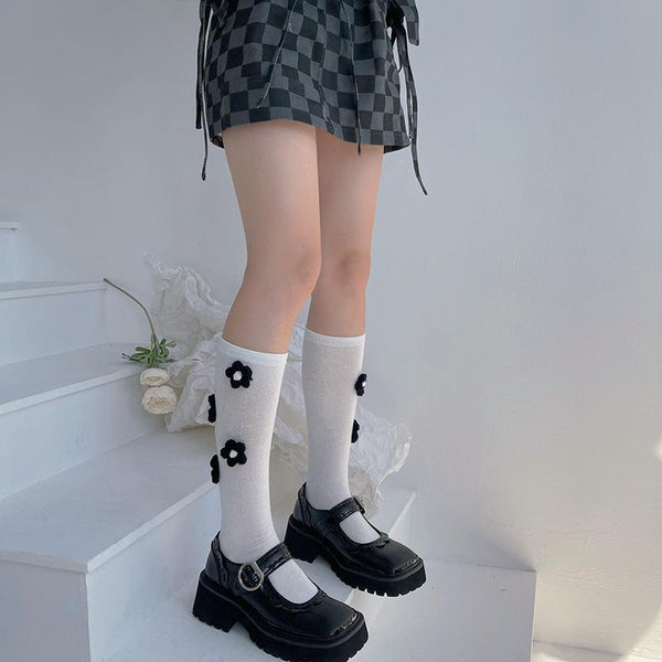 Flower applique long socks